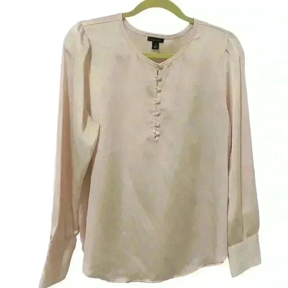 Ann Taylor Factory Tops - Ann Taylor Factory Women’s Popover Blouse